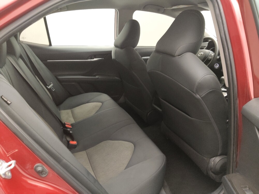 2021 Toyota Camry in St. Louis, MO 63136 - 18101745 19