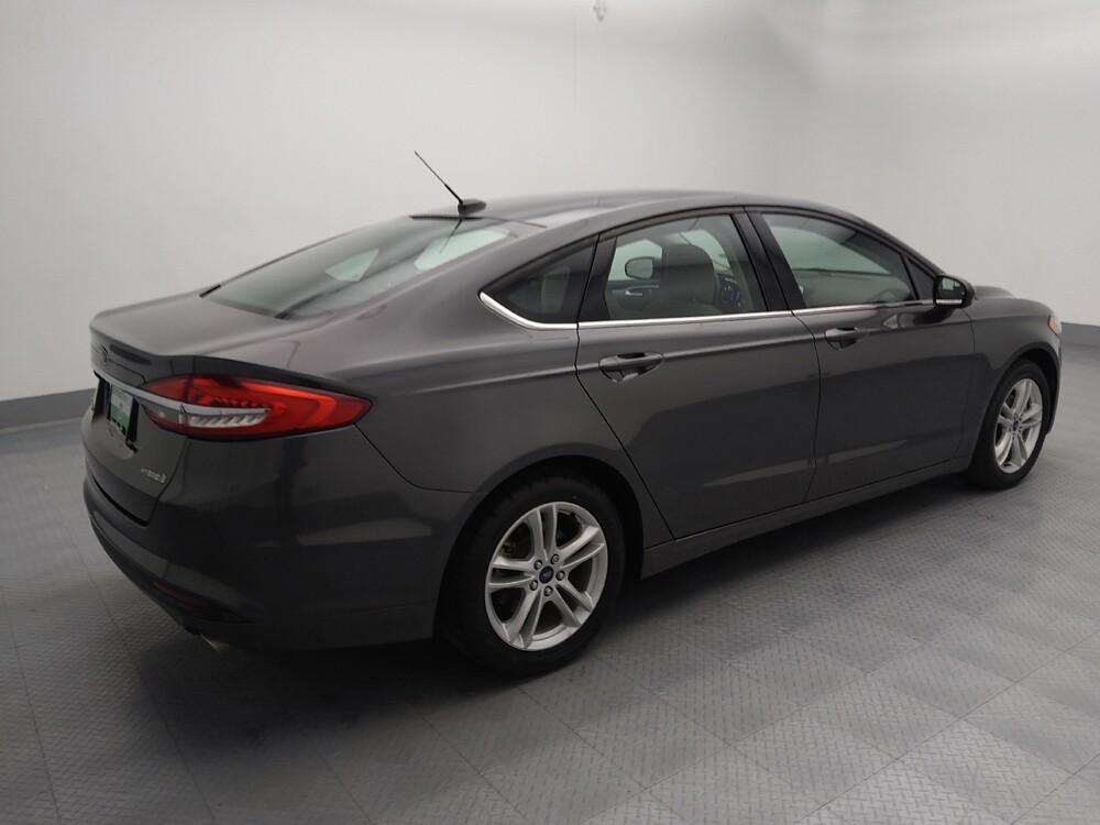 2018 Ford Fusion in Springfield, MO 65807 - 18101746 10