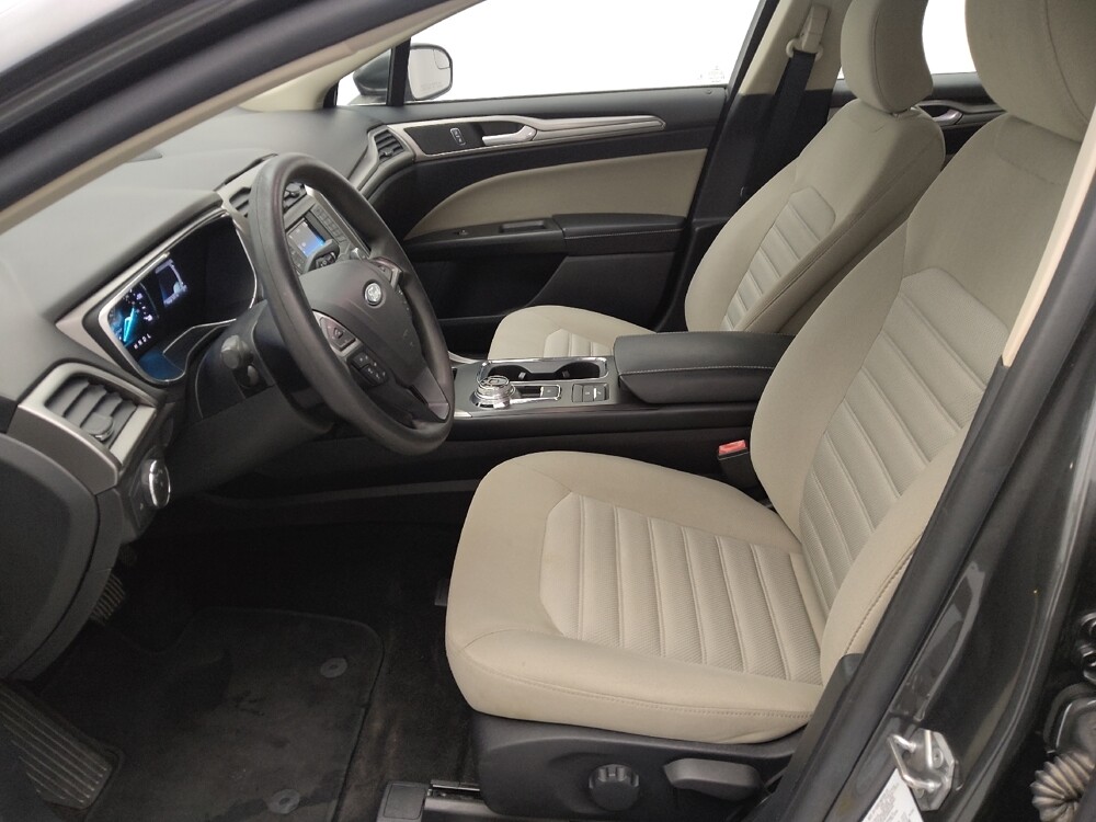 2018 Ford Fusion in Springfield, MO 65807 - 18101746 17