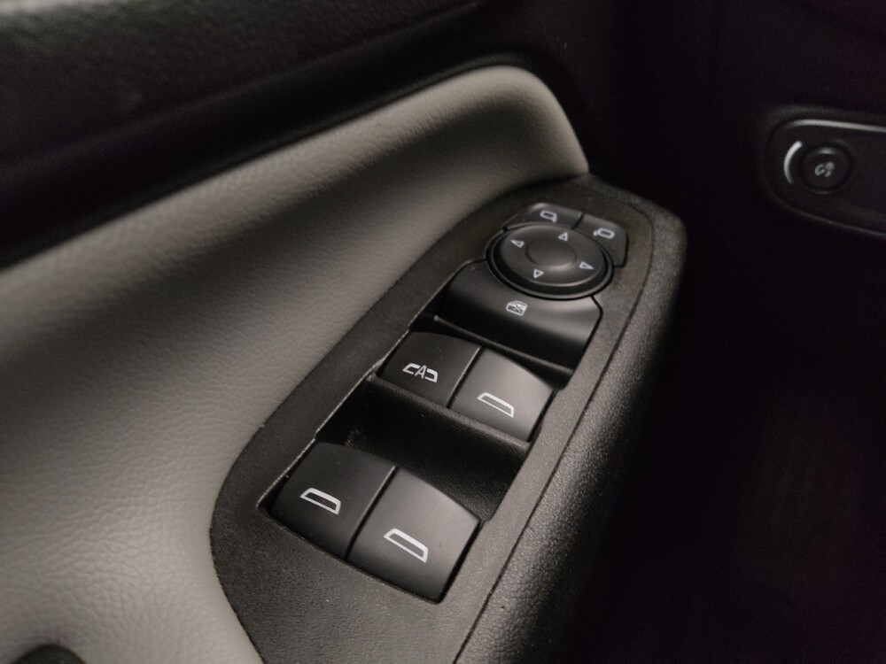 2021 Chevrolet Equinox in Springfield, MO 65807 - 18101747 27