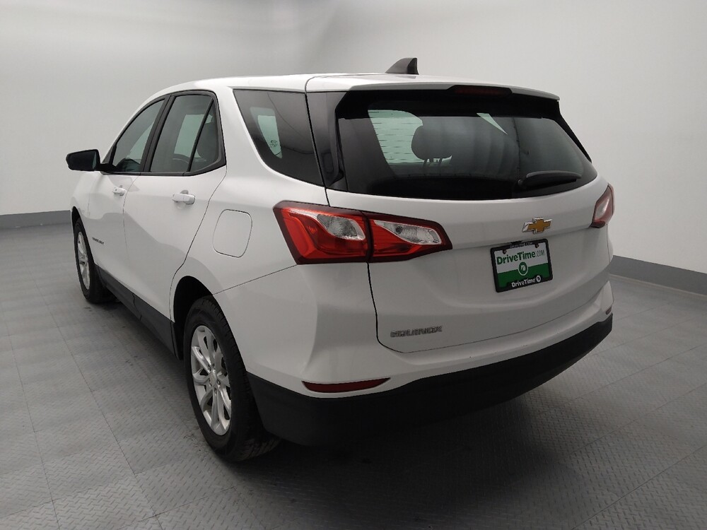 2021 Chevrolet Equinox in Springfield, MO 65807 - 18101747 5