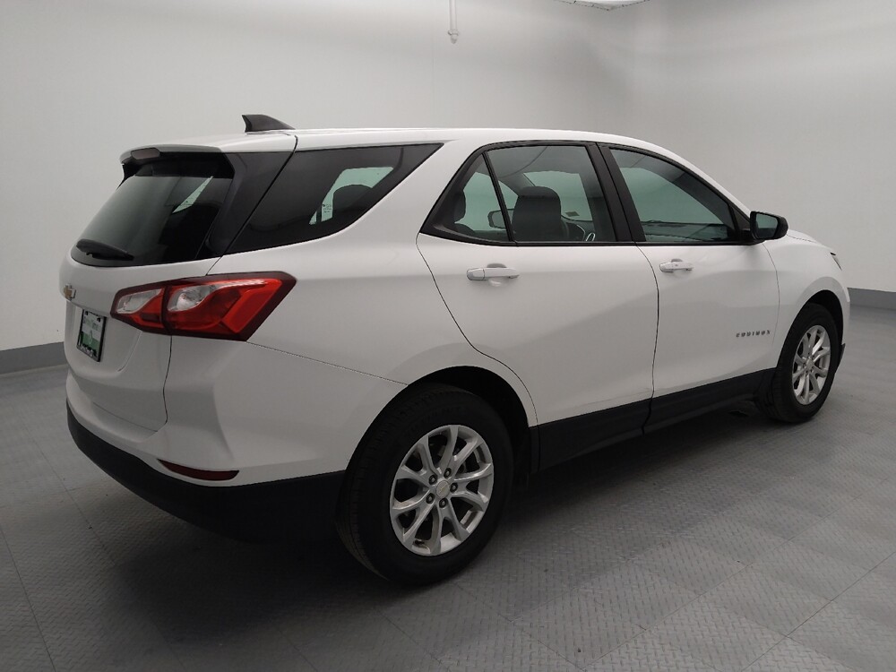 2021 Chevrolet Equinox in Springfield, MO 65807 - 18101747 10