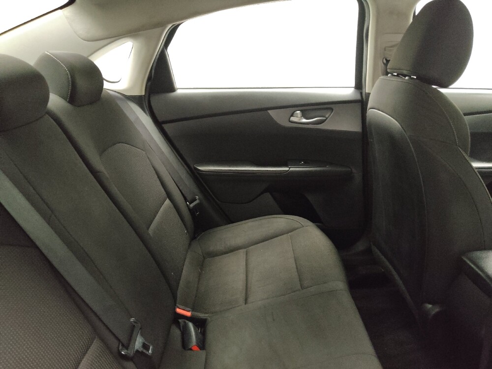 2020 Kia Forte in Midlothian, IL 60445 - 18101751 19