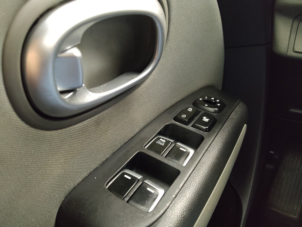 2019 Kia Soul in Midlothian, IL 60445 - 18101753 27