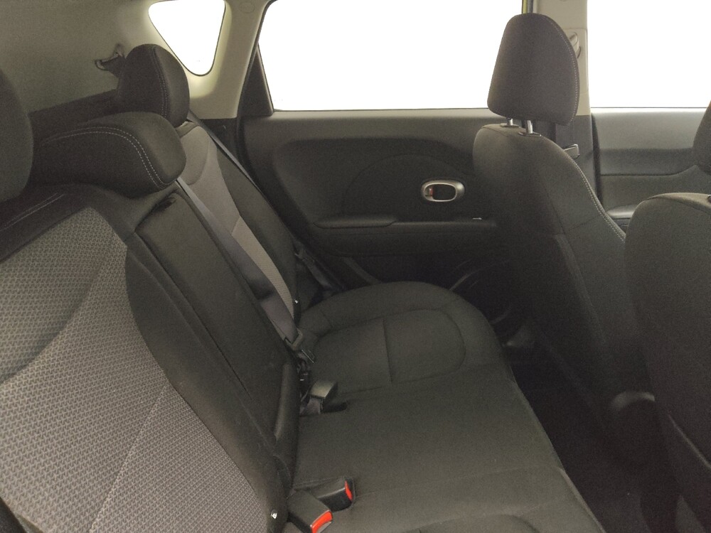 2019 Kia Soul in Des Moines, IA 50310 - 18101756 19