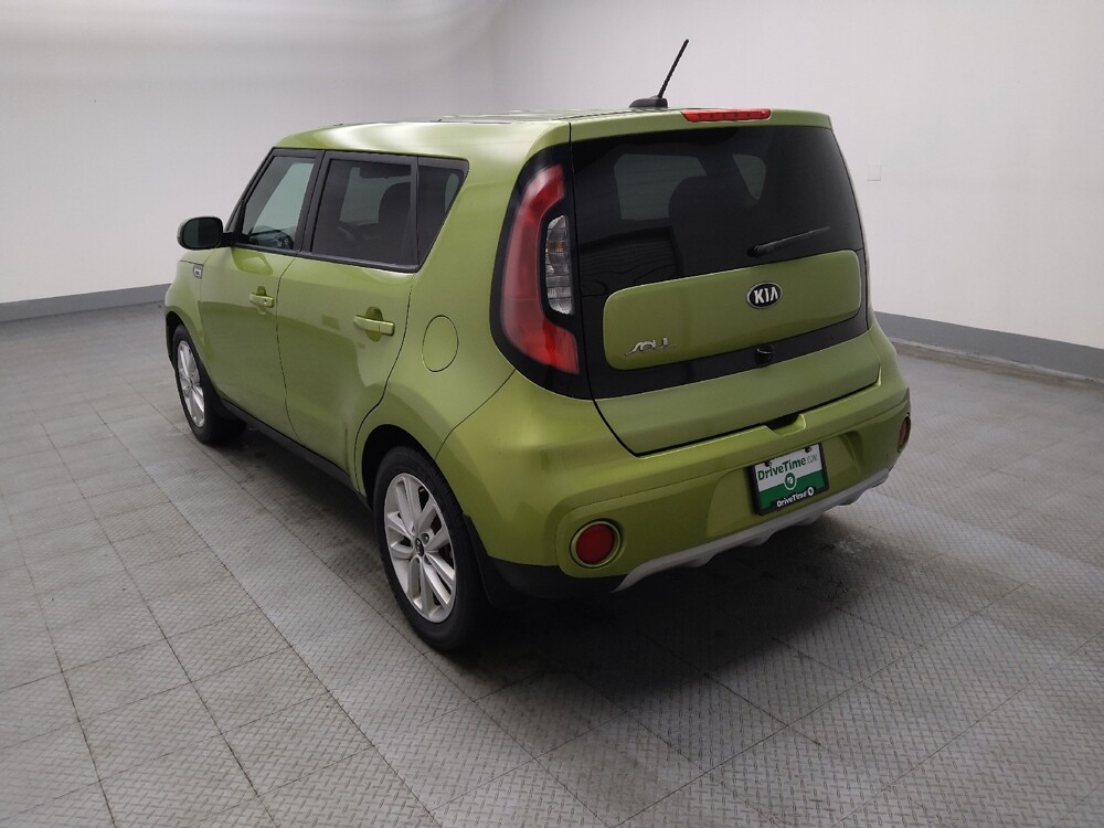 2019 Kia Soul in Des Moines, IA 50310 - 18101756 5