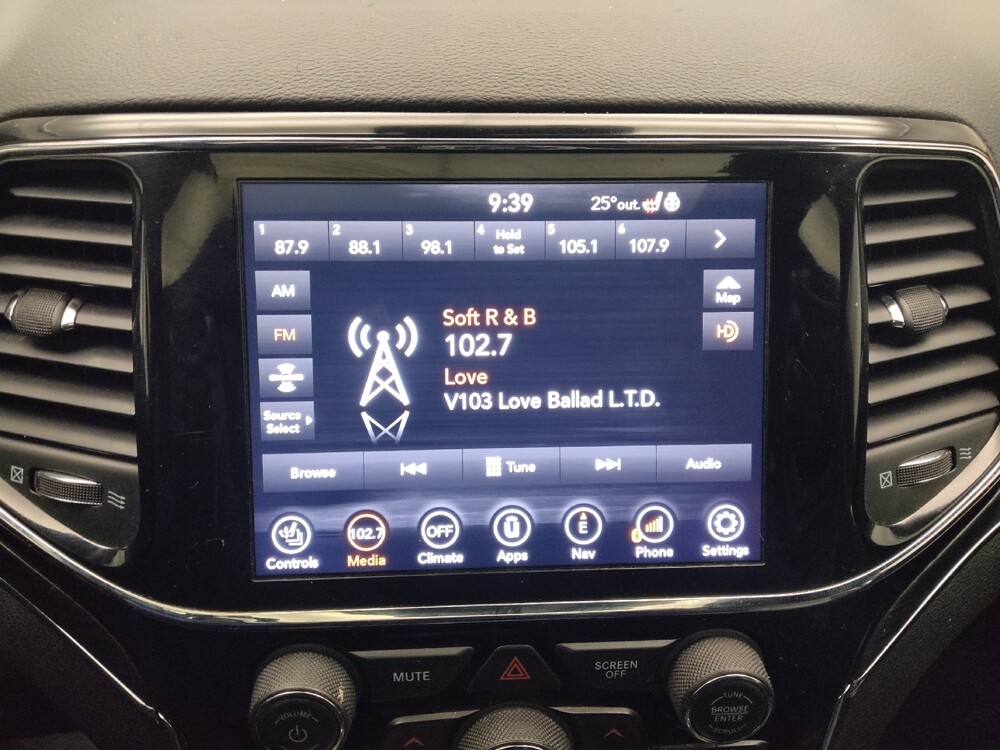 2021 Jeep Grand Cherokee in Lombard, IL 60148 - 18101759 25