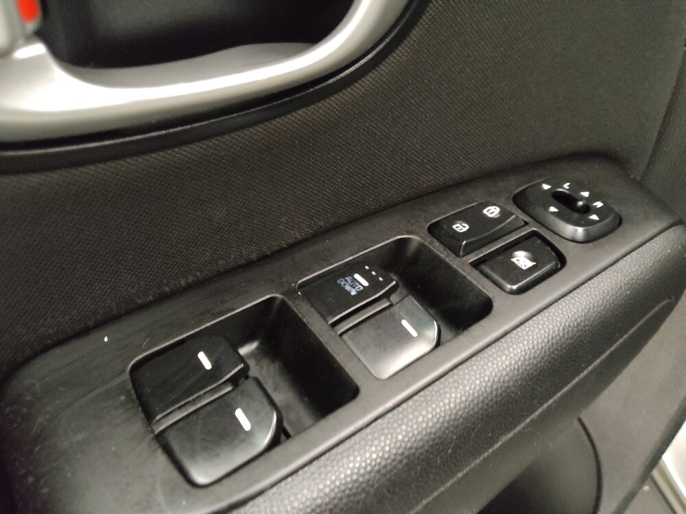 2016 Kia Soul in Midlothian, IL 60445 - 18101761 27