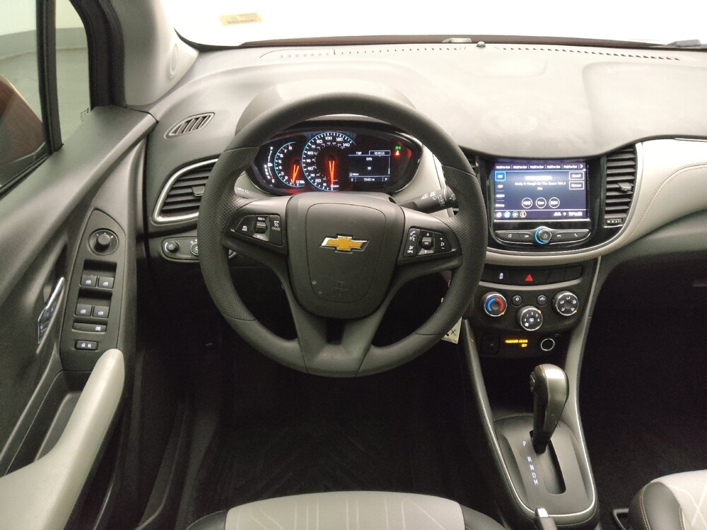 2021 Chevrolet Trax in Lombard, IL 60148 - 18101762 22