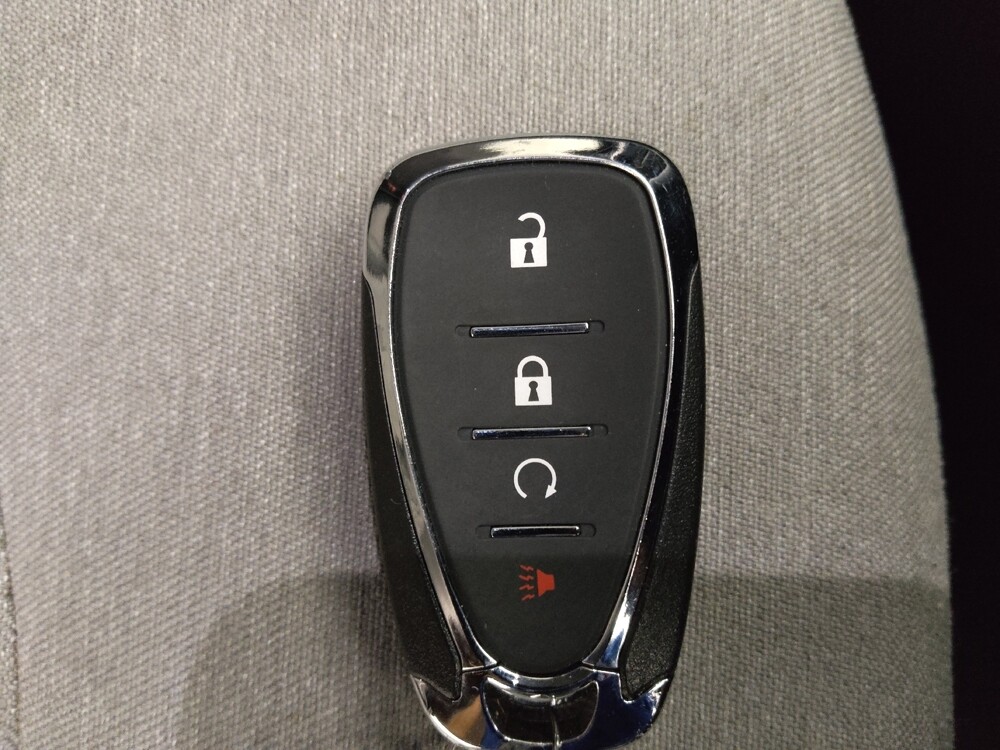 2022 Chevrolet Equinox in Des Moines, IA 50310 - 18101763 33