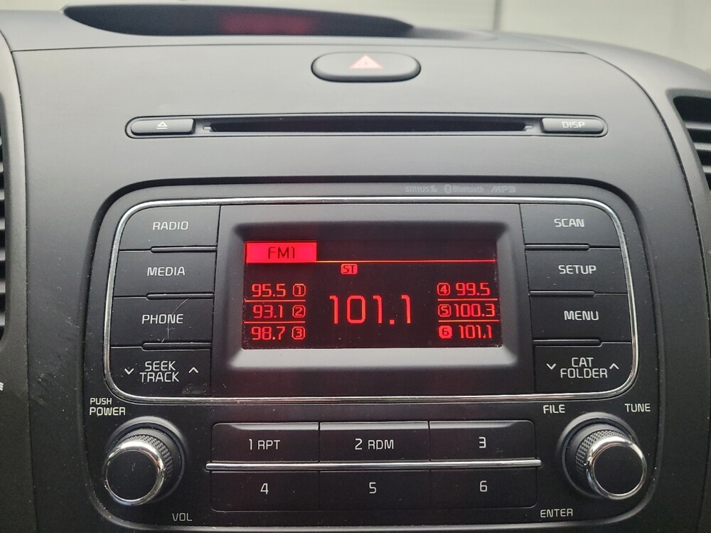 2016 Kia Forte in St. Louis, MO 63125 - 18101766 25