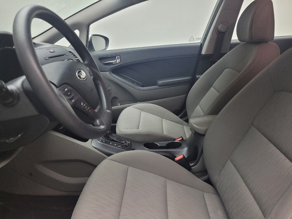 2016 Kia Forte in St. Louis, MO 63125 - 18101766 17