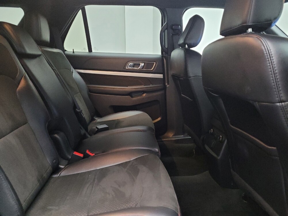 2018 Ford Explorer in Taylor, MI 48180 - 18101767 19