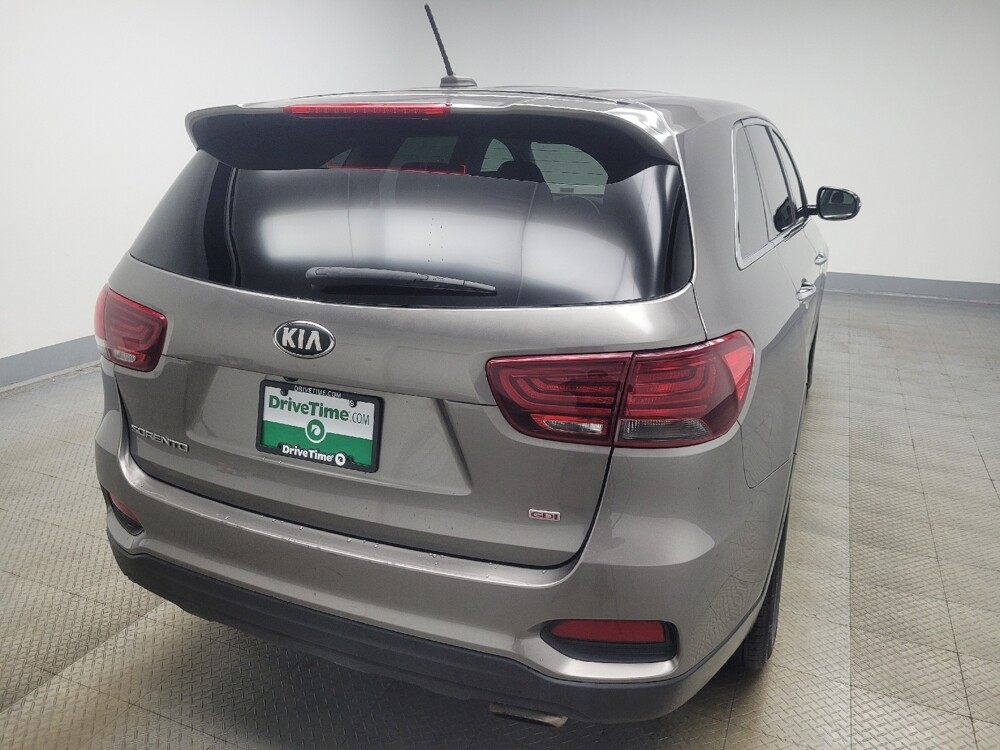 2019 Kia Sorento in Mishawaka, IN 46545 - 18101776 7