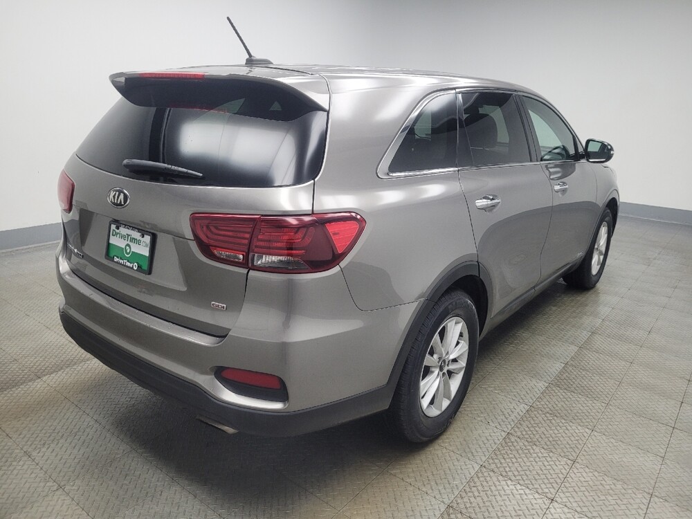 2019 Kia Sorento in Mishawaka, IN 46545 - 18101776 9