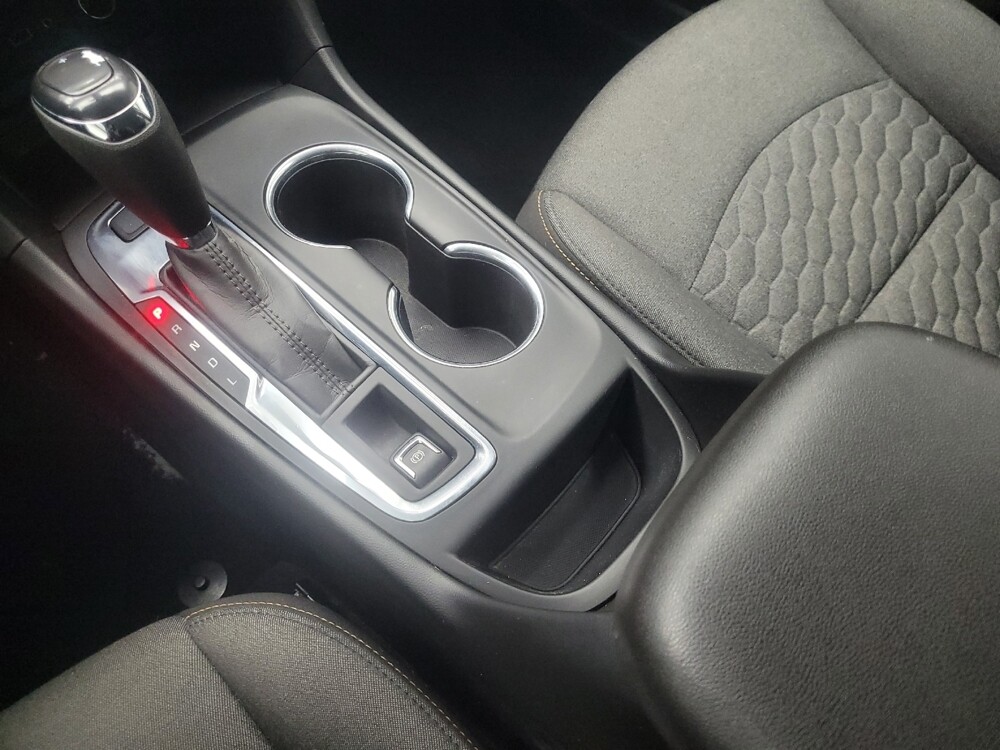 2020 Chevrolet Equinox in Highland, IN 46322 - 18101777 26