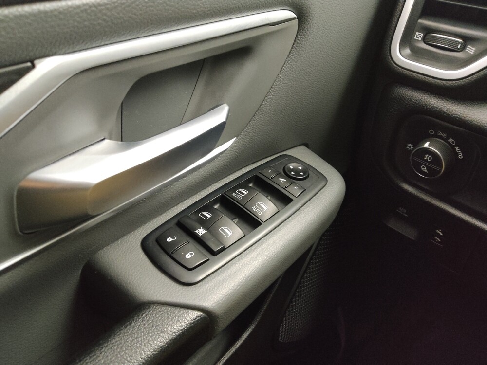 2020 RAM 1500 in Independence, MO 64055 - 18101783 27