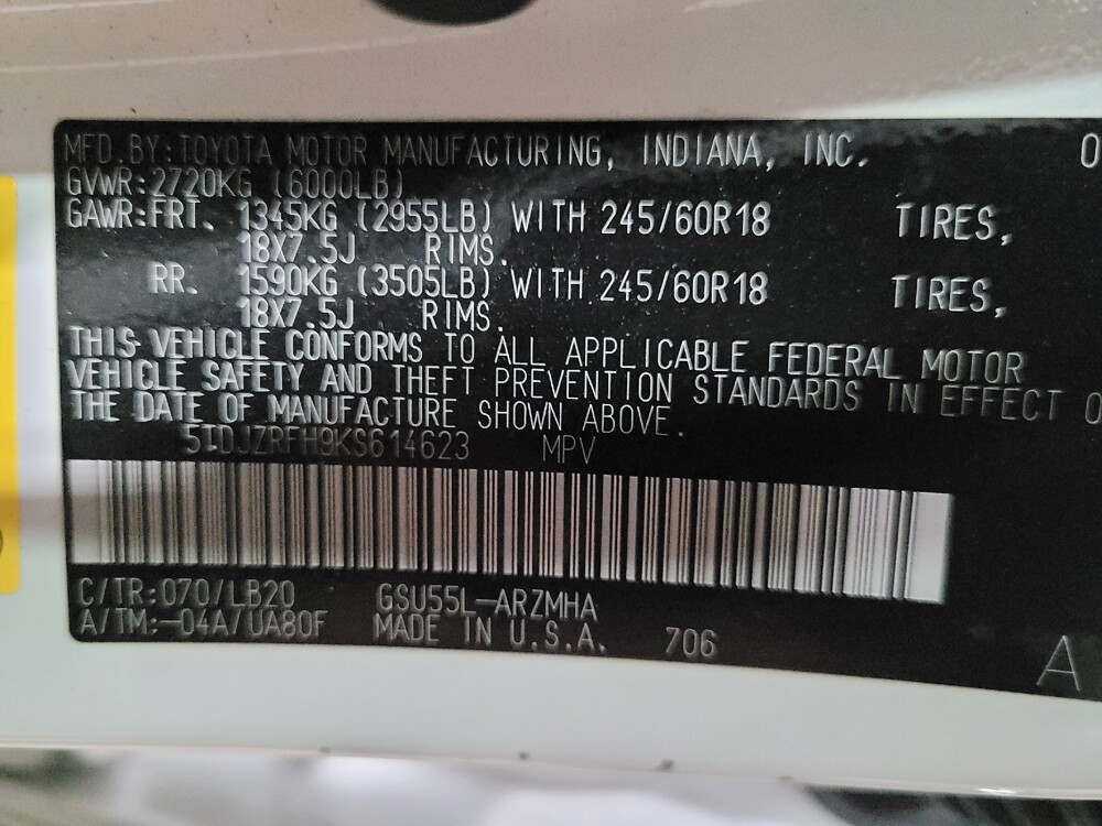 2019 Toyota Highlander in New Castle, DE 19720 - 18101784 33