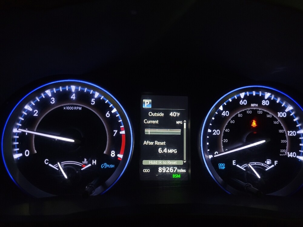 2019 Toyota Highlander in New Castle, DE 19720 - 18101784 23