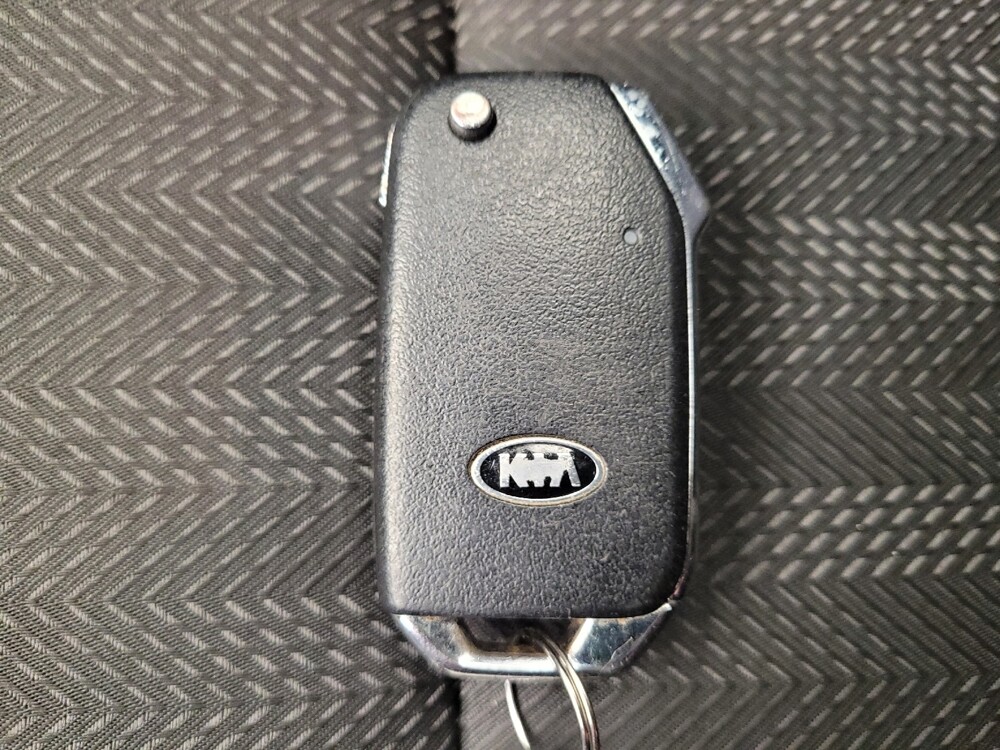 2021 Kia Sportage in Miamisburg, OH 45342 - 18101785 32