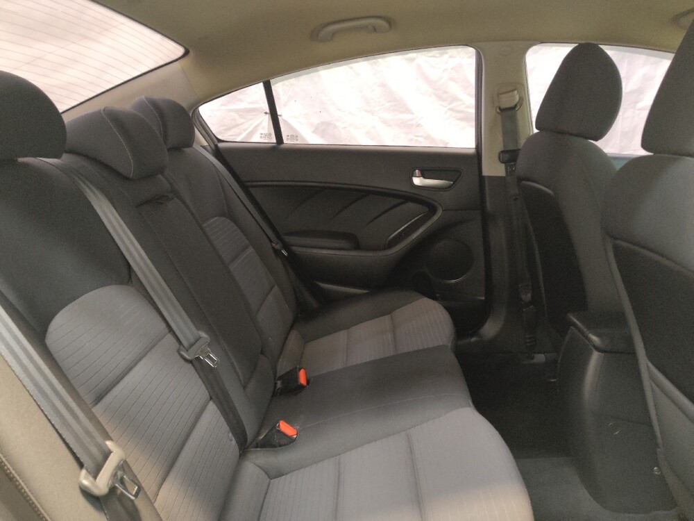 2017 Kia Forte in Fairfield, OH 45014 - 18101786 19