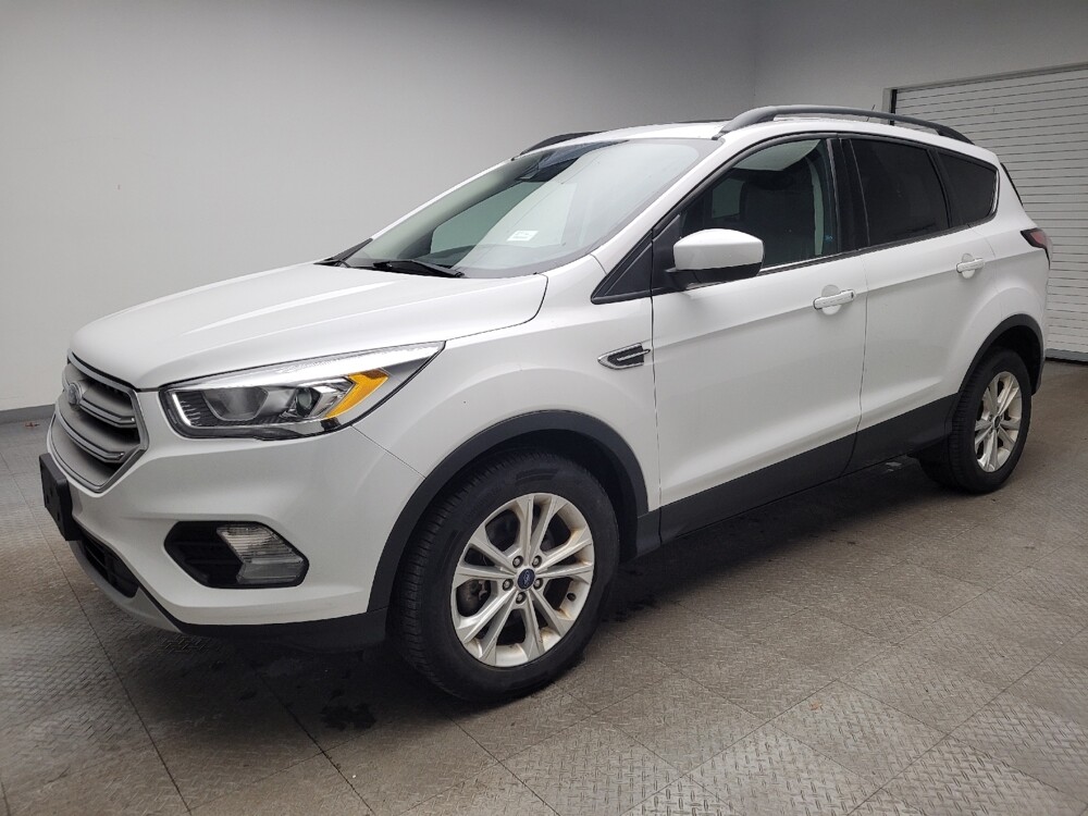 2018 Ford Escape in Taylor, MI 48180 - 18101789 2