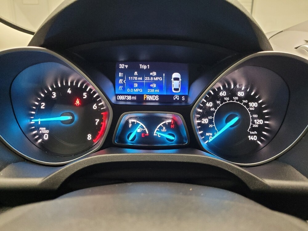 2018 Ford Escape in Taylor, MI 48180 - 18101789 23