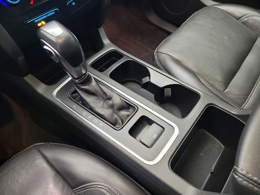 2018 Ford Escape in Taylor, MI 48180 - 18101789 26