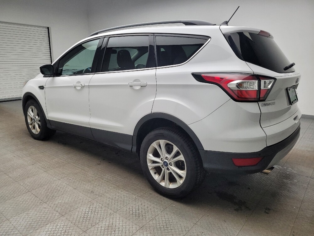 2018 Ford Escape in Taylor, MI 48180 - 18101789 3