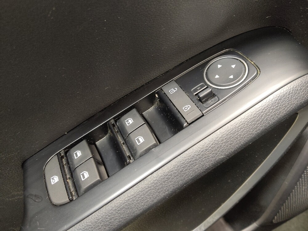 2020 Kia Soul in Greenville, SC 29607 - 18101800 27