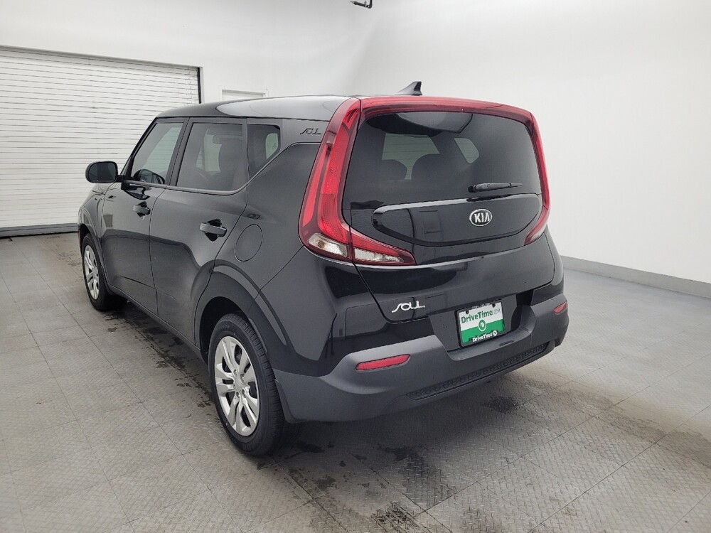 2020 Kia Soul in Greenville, SC 29607 - 18101800 5