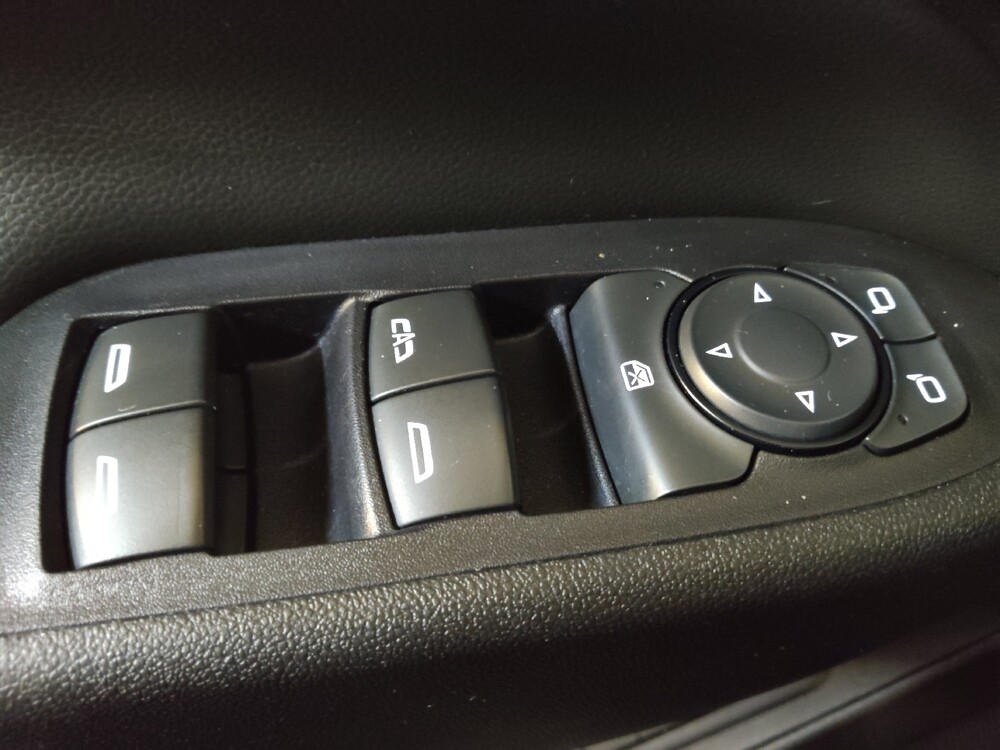 2018 Chevrolet Equinox in Greenville, SC 29607 - 18101802 27