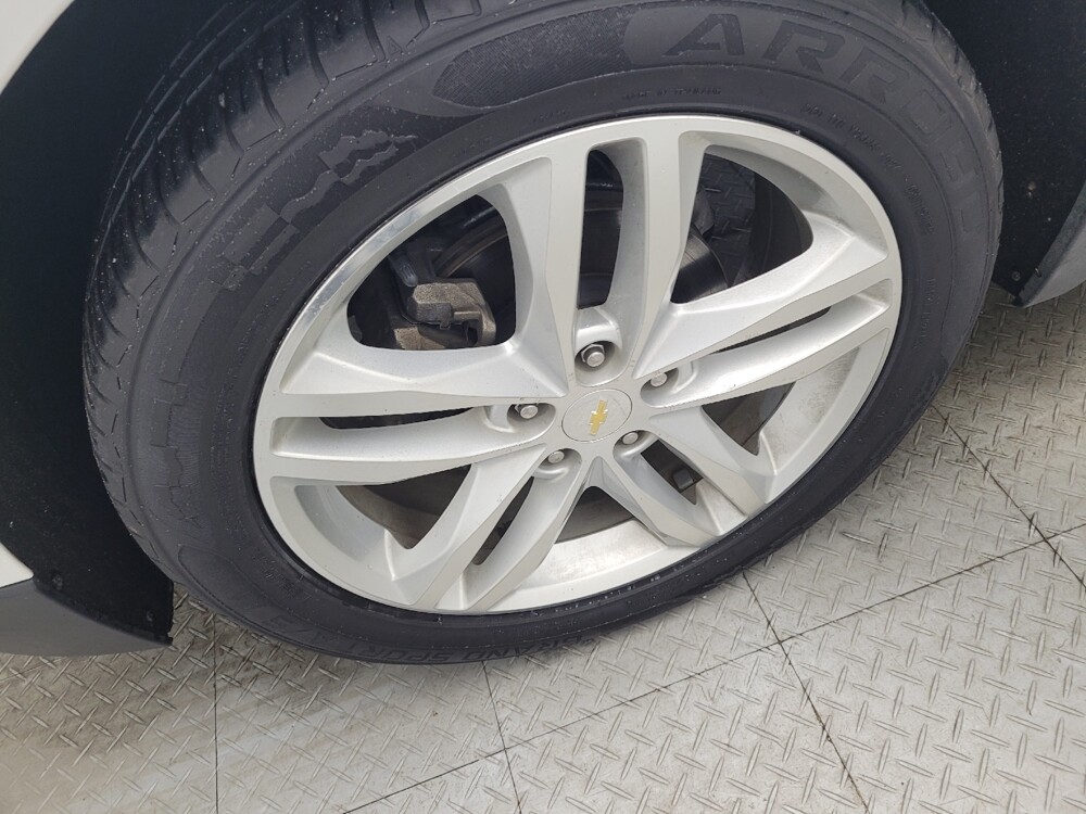 2018 Chevrolet Equinox in Greenville, SC 29607 - 18101802 31