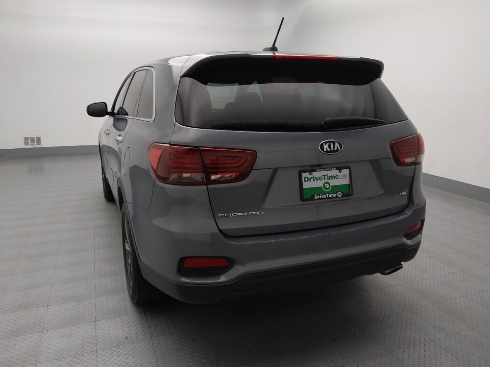 2020 Kia Sorento in St. Louis, MO 63136 - 18101804 6