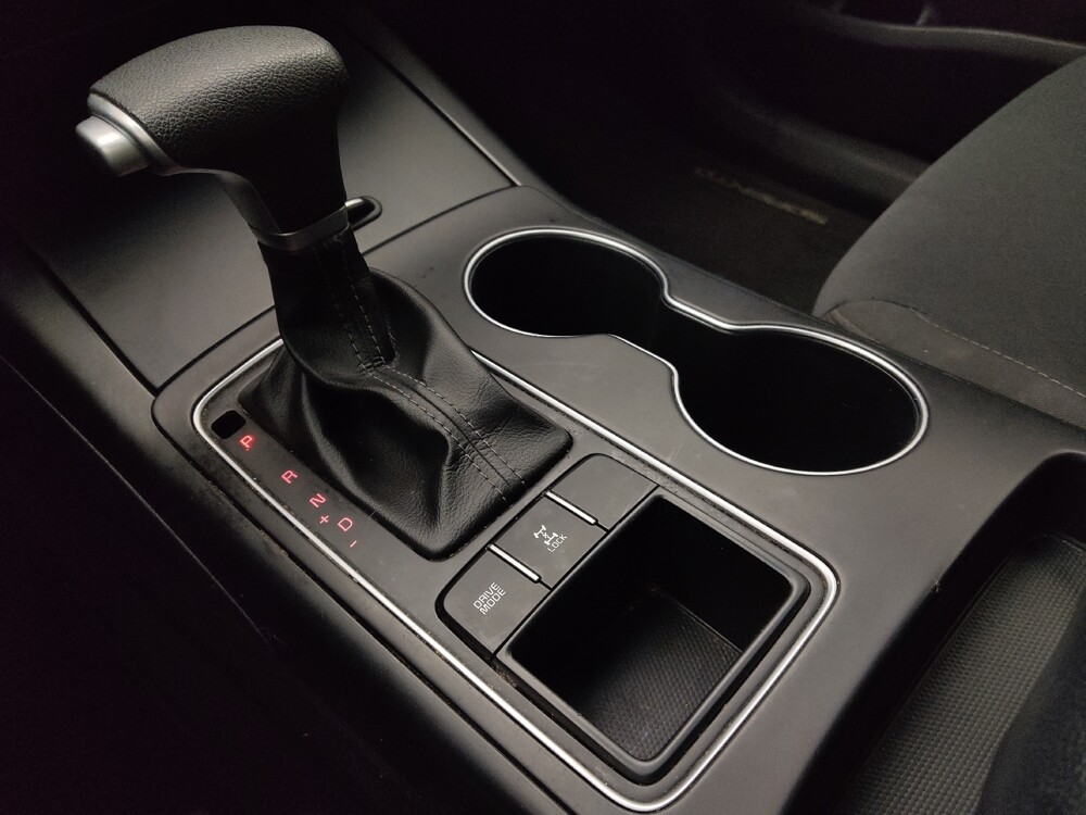 2020 Kia Sorento in St. Louis, MO 63136 - 18101804 26