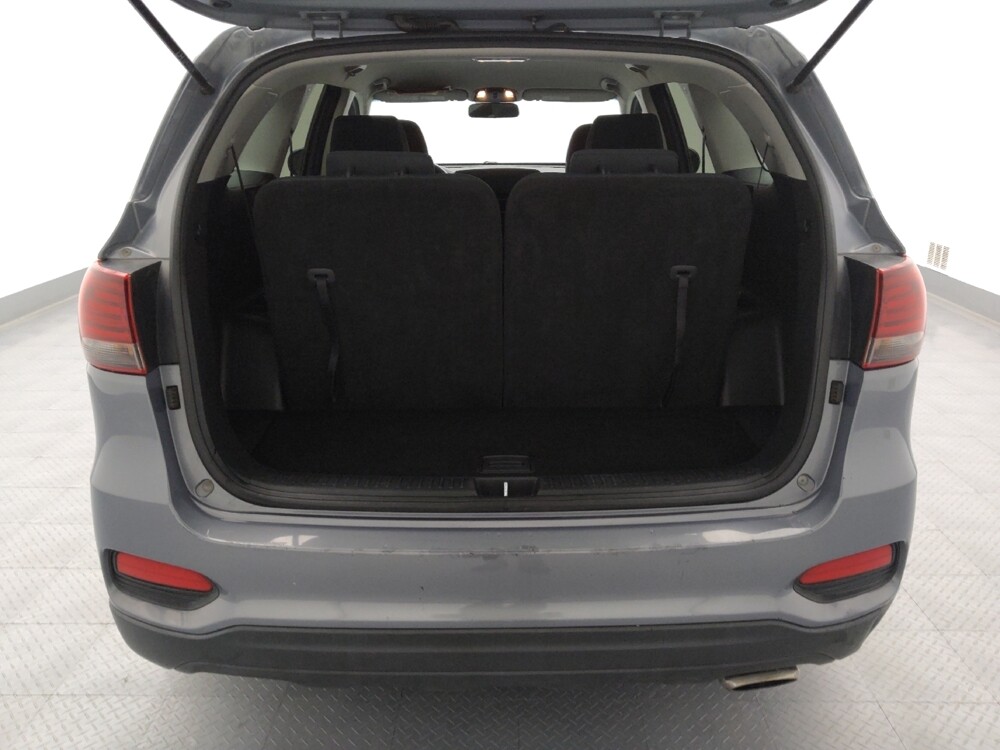 2020 Kia Sorento in St. Louis, MO 63136 - 18101804 29