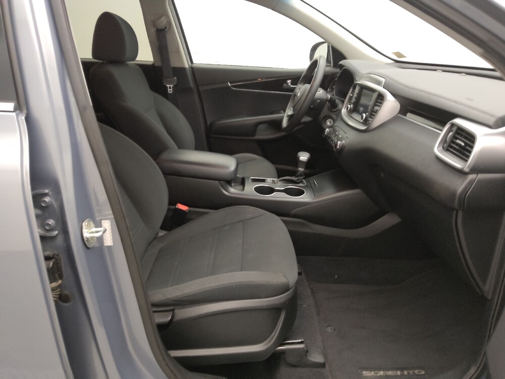 2020 Kia Sorento in St. Louis, MO 63136 - 18101804 21