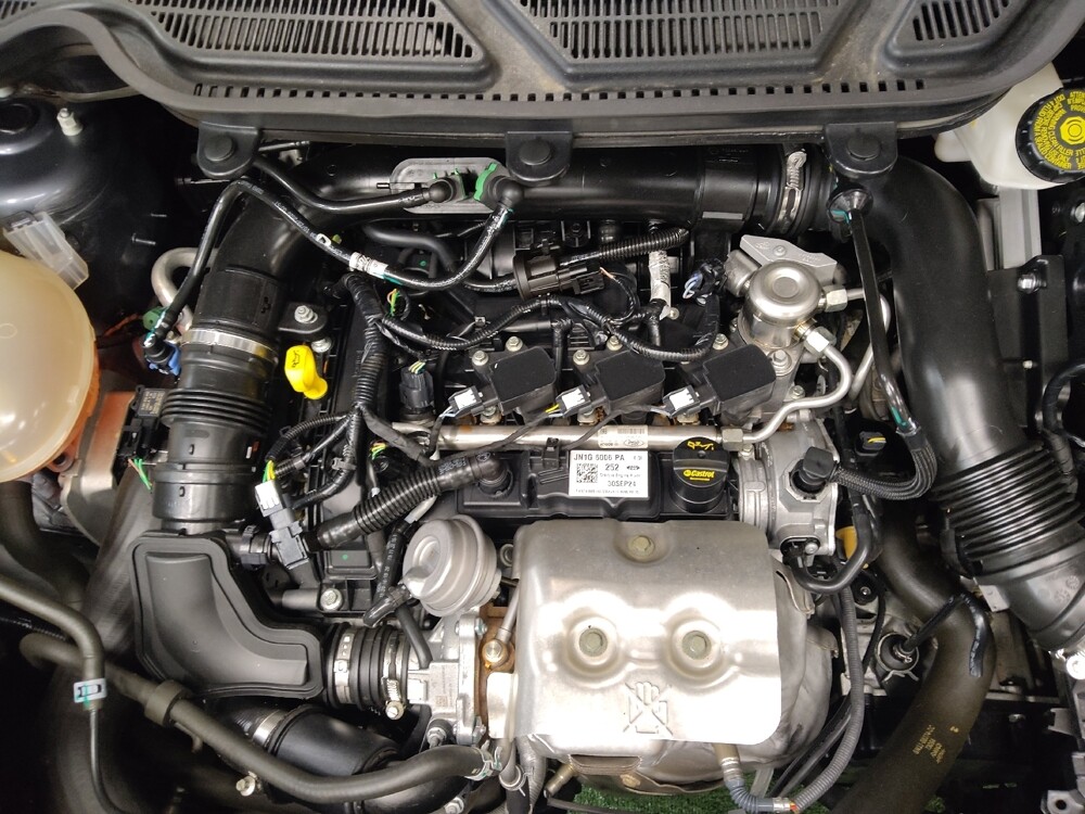 2021 Ford EcoSport in Lewisville, TX 75067 - 18101811 30