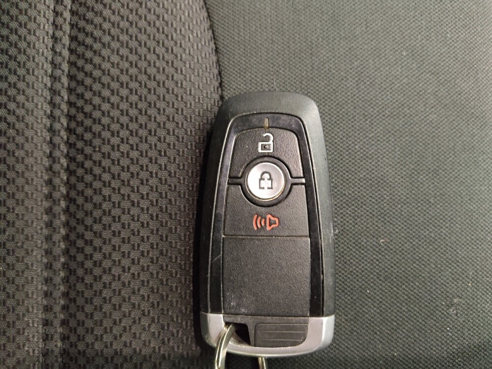 2018 Ford Fusion in Des Moines, IA 50310 - 18101815 32