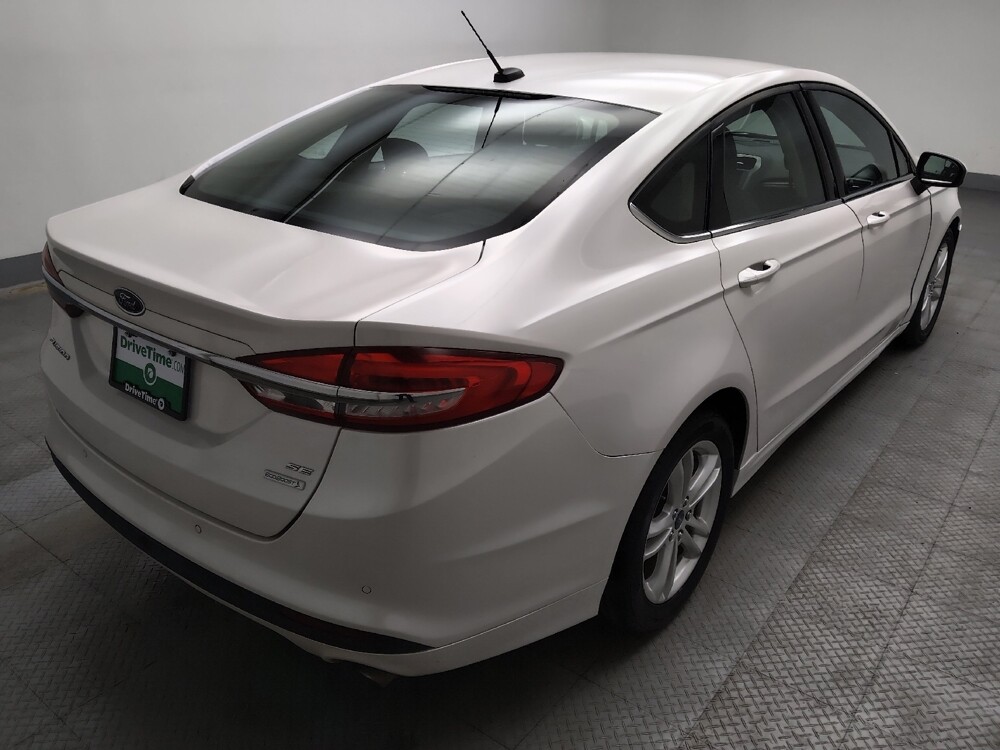 2018 Ford Fusion in Des Moines, IA 50310 - 18101815 9