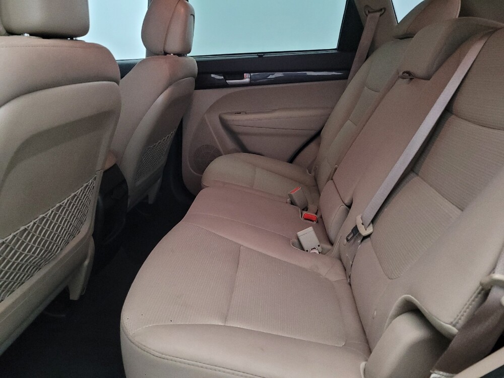 2015 Kia Sorento in Newport News, VA 23601 - 18101820 18