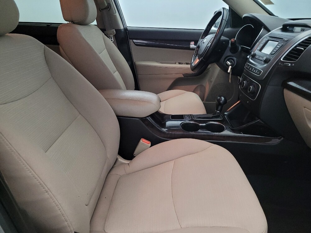 2015 Kia Sorento in Newport News, VA 23601 - 18101820 21