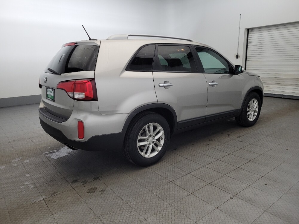 2015 Kia Sorento in Newport News, VA 23601 - 18101820 10