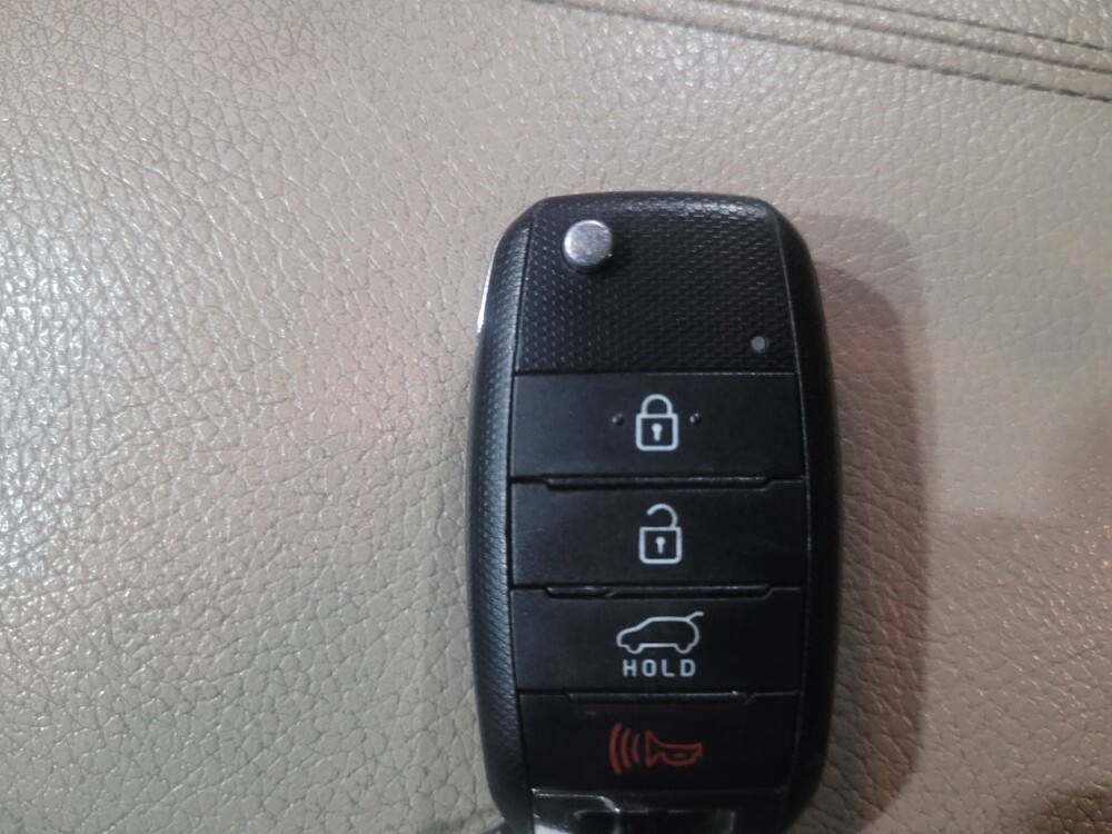 2015 Kia Sorento in Newport News, VA 23601 - 18101820 32