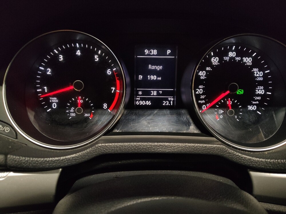 2017 Volkswagen Passat in Orlando, FL 32808 - 18101834 23