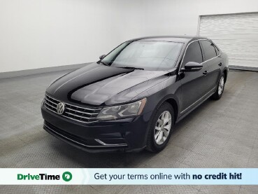 2017 Volkswagen Passat in Orlando, FL 32808