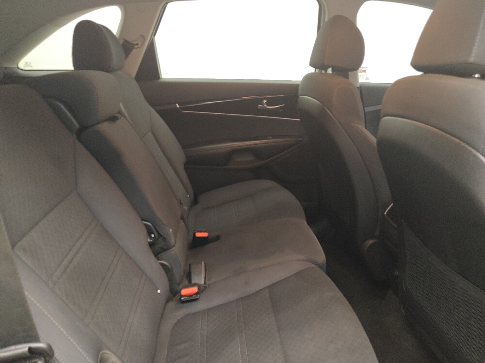 2018 Kia Sorento in Lombard, IL 60148 - 18101844 19