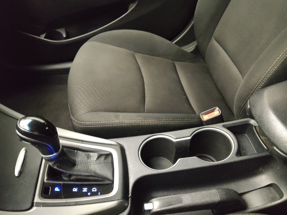 2016 Hyundai Elantra in Midlothian, IL 60445 - 18101845 26
