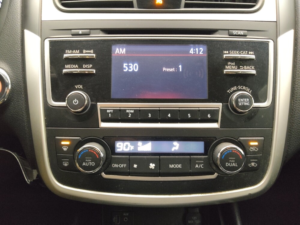 2017 Nissan Altima in Midlothian, IL 60445 - 18101846 25