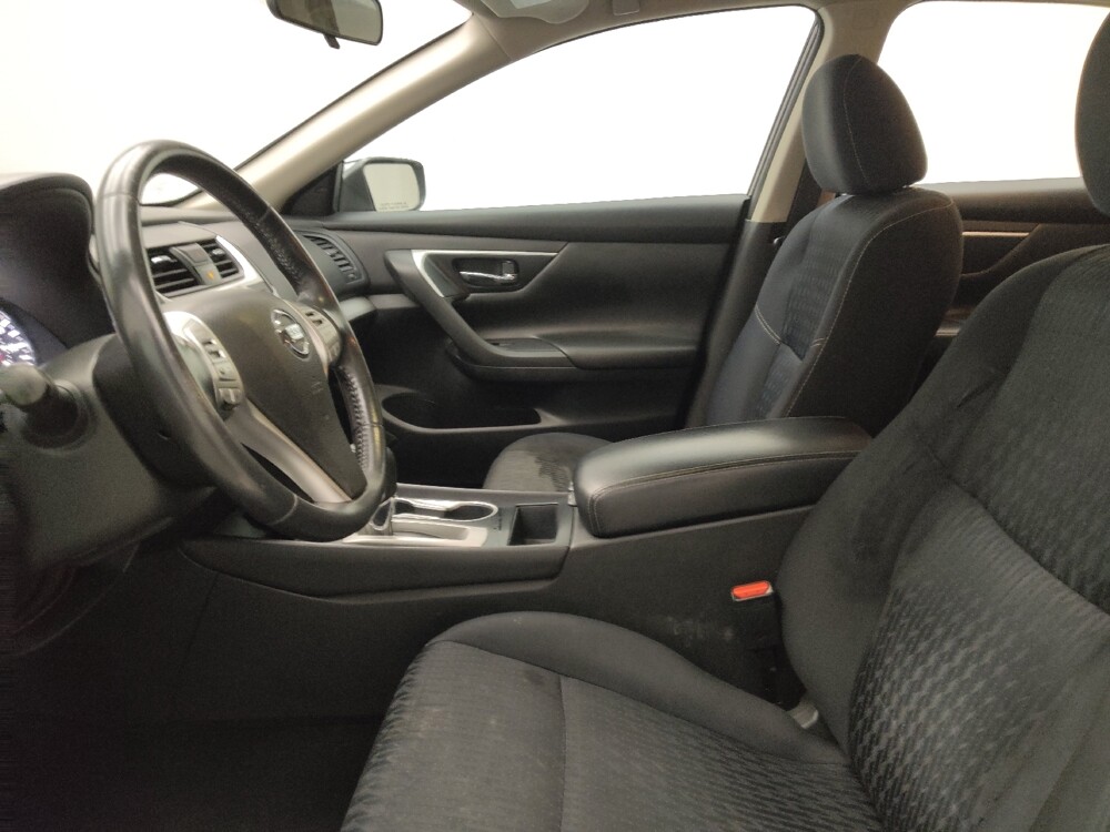 2017 Nissan Altima in Midlothian, IL 60445 - 18101846 17